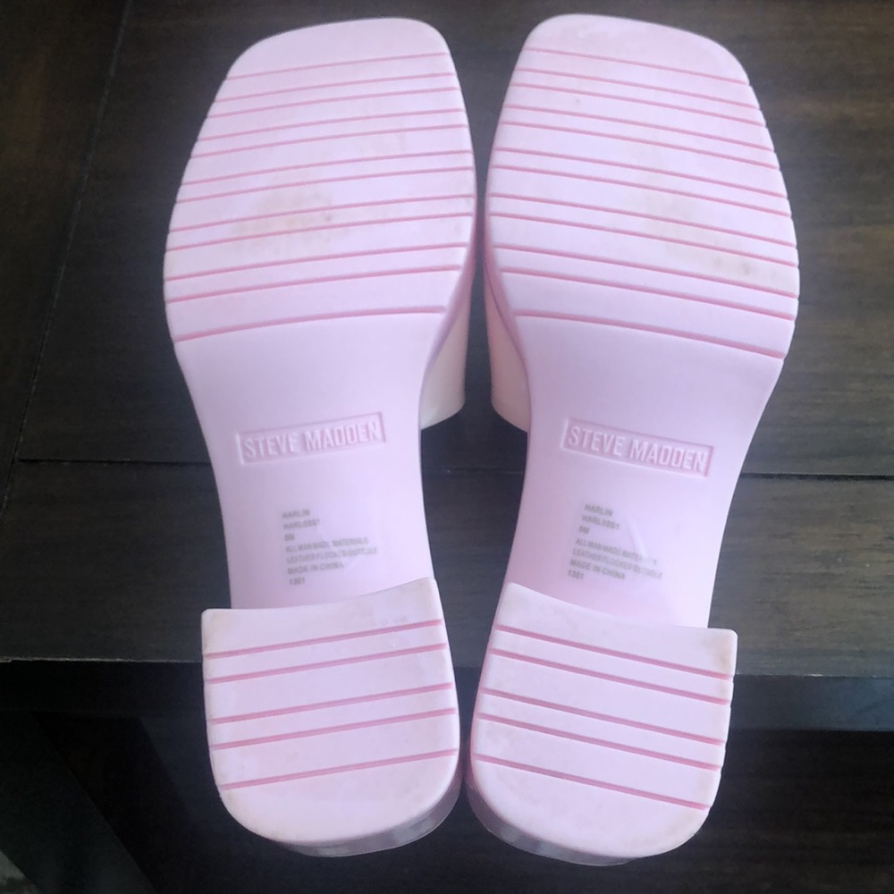 Sandals - Picture 4 of 5